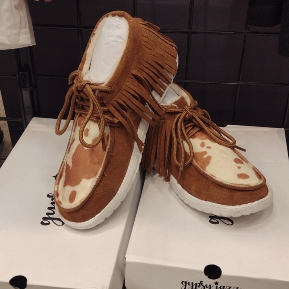 NWT Gypsy Jazz Mooma Fringe Moccasin Like Shoe